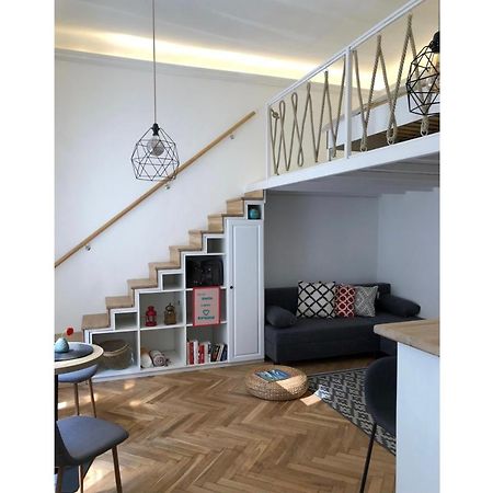 Lovely Downtown Home In Budapest Extérieur photo
