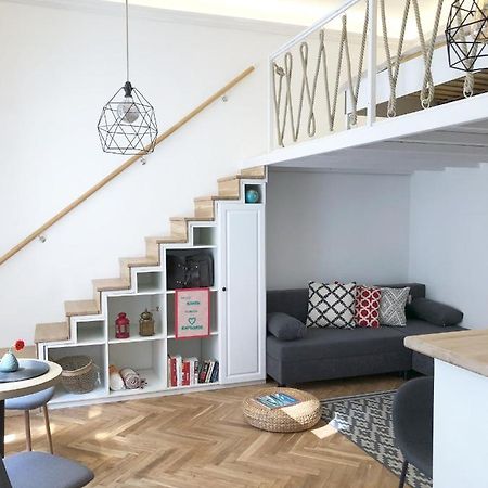 Lovely Downtown Home In Budapest Extérieur photo