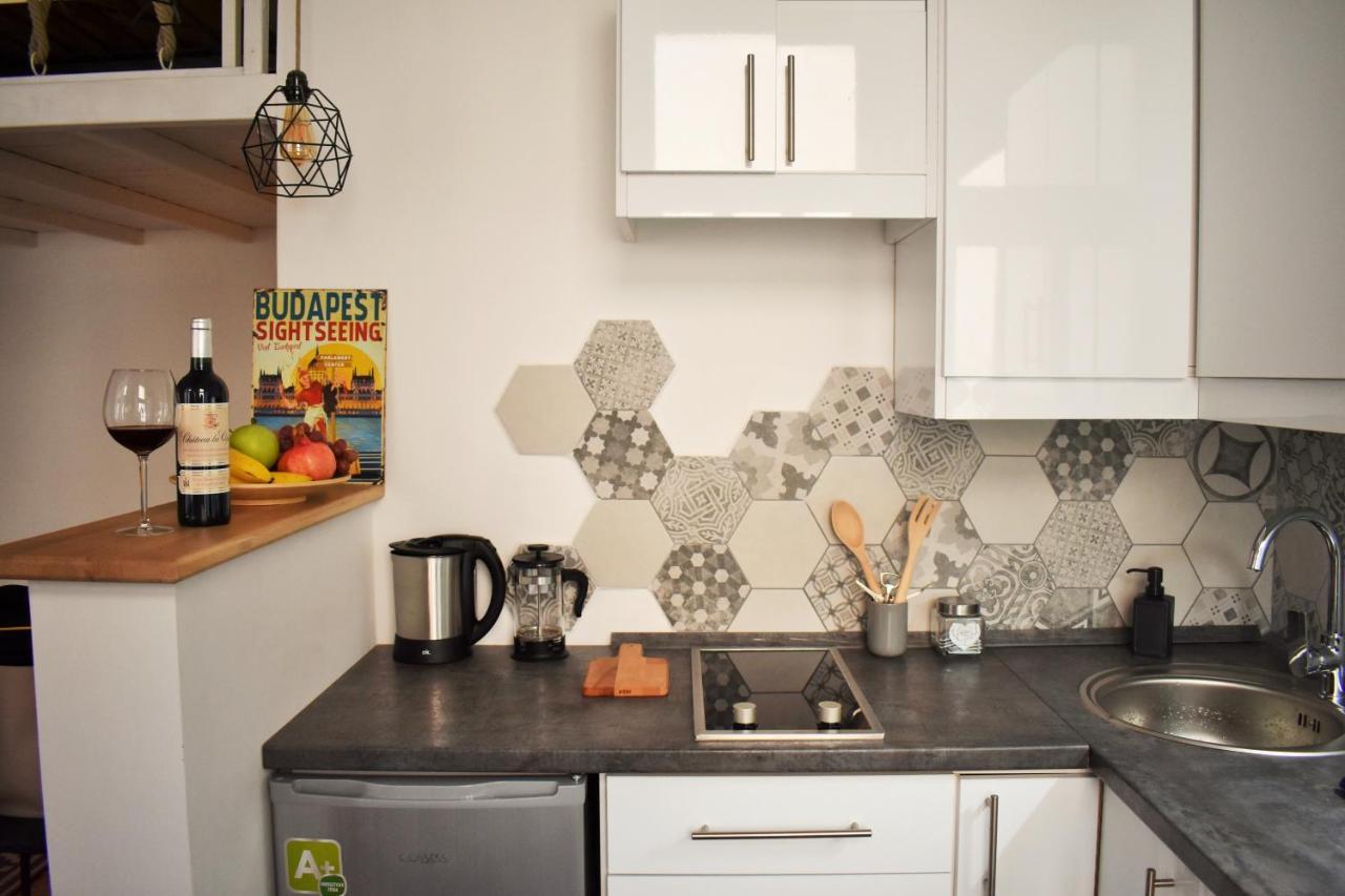 Lovely Downtown Home In Budapest Extérieur photo